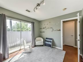 2605 Calumet Street 30, Houston TX 77004