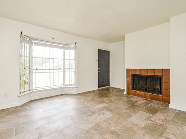 9350 Country Creek Drive 5, Houston TX 77036