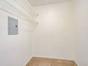 9350 Country Creek Drive 5, Houston TX 77036