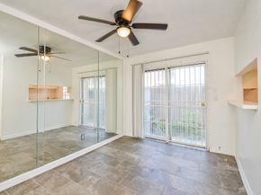 9350 Country Creek Drive 5, Houston TX 77036