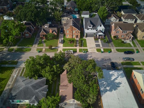 4311 Pease Street, Houston TX 77023