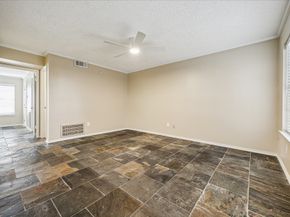 3131 Southwest Freeway C32, Houston TX 77098