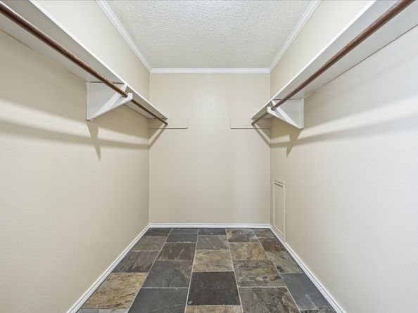 3131 Southwest Freeway C32, Houston TX 77098