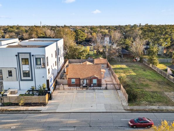 4928 Old Spanish Trail, Houston TX 77021