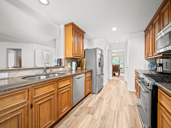 2223 Caroline Park Lane, Spring TX 77386