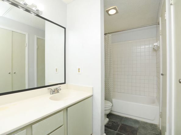 10053 Westpark Drive 297, Houston TX 77042