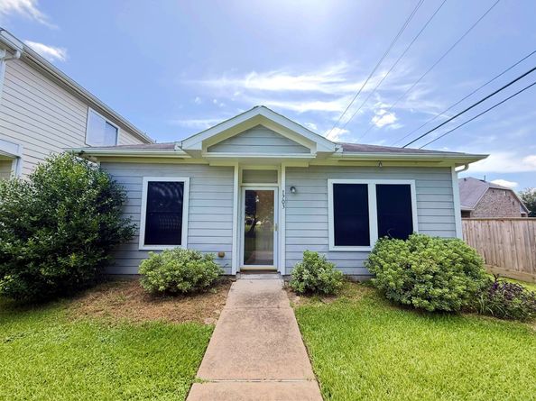 1703 Nichole Woods Drive, Houston TX 77047