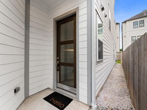 1511 Crockett Street B, Houston TX 77007