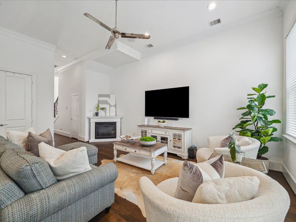 3410 Timbergrove Heights Street, Houston TX 77008
