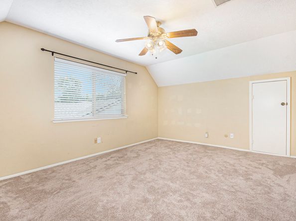 302 W Lochnell Drive, Houston TX 77062