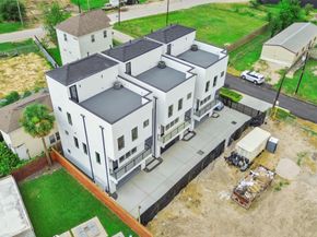3116 Clay Street, Houston TX 77003