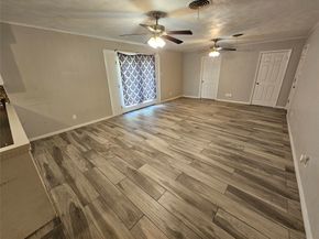 8322 Wynbrook Street, Houston TX 77061