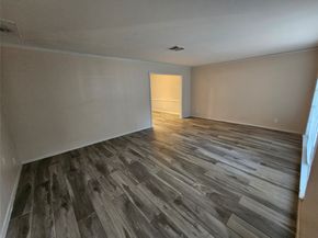 8322 Wynbrook Street, Houston TX 77061