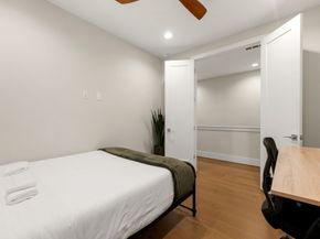 1813 Arbor Street, Houston TX 77004