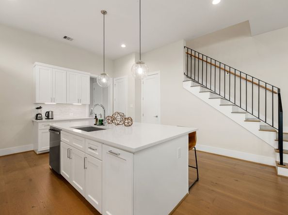 1813 Arbor Street, Houston TX 77004