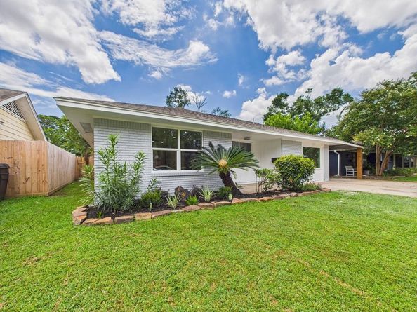 5025 De Milo Drive, Houston TX 77092