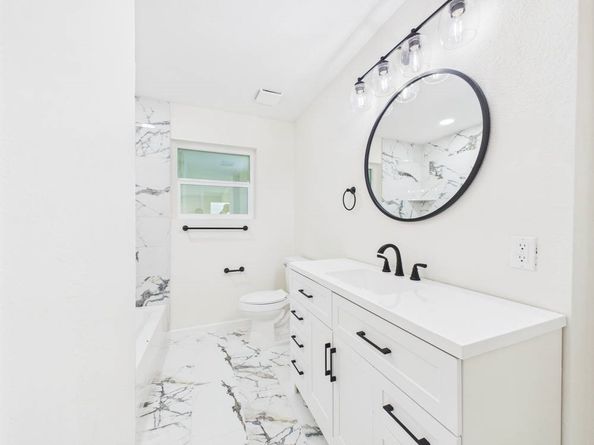 5025 De Milo Drive, Houston TX 77092
