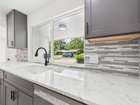 5025 De Milo Drive, Houston TX 77092