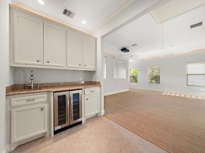 6115 Hamman Street, Houston TX 77007