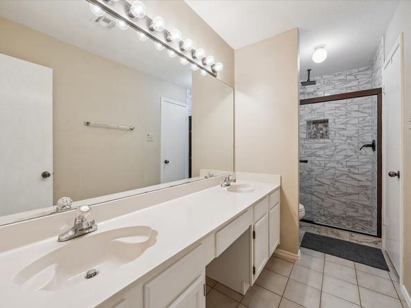 16330 Leamington Lane, Houston TX 77095