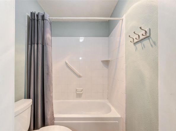 18218 Heritage Lane 8218, Houston TX 77058