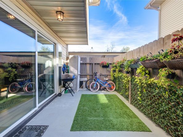 18218 Heritage Lane 8218, Houston TX 77058