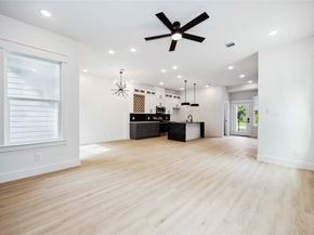4601 Newberry Street A/B, Houston TX 77051