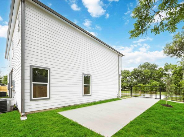 4601 Newberry Street A/B, Houston TX 77051