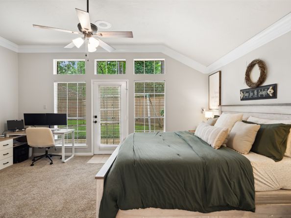 22 Poplar Hill Place, The Woodlands TX 77381