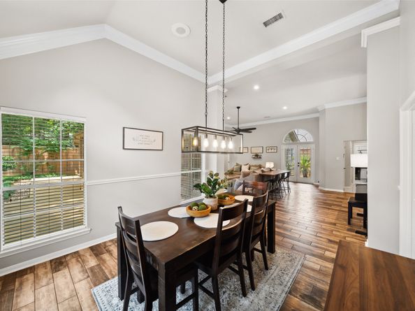 22 Poplar Hill Place, The Woodlands TX 77381