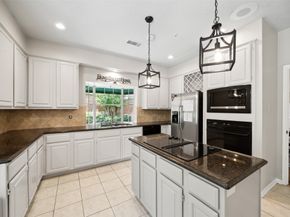 22 Poplar Hill Place, The Woodlands TX 77381
