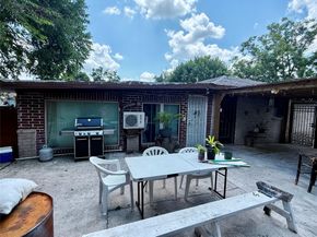 9018 Lazy River Lane, Houston TX 77088