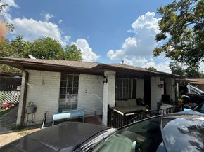 9018 Lazy River Lane, Houston TX 77088