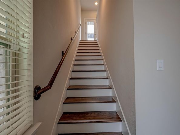 1219 Creekside Acres Court, Houston TX 77008