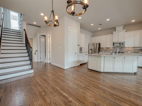 1219 Creekside Acres Court, Houston TX 77008