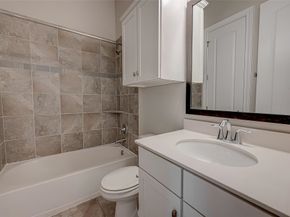 1219 Creekside Acres Court, Houston TX 77008