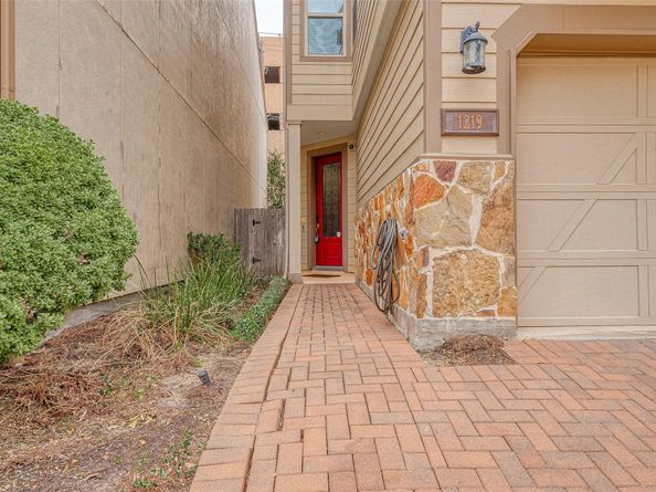 1219 Creekside Acres Court, Houston TX 77008