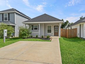 16842 N Marie Village Drive, Conroe TX 77306