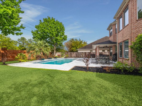 11522 Legend Manor Drive, Houston TX 77082