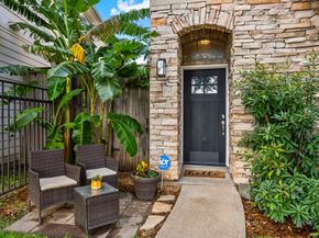 9030 Lakes At 610 Drive, Houston TX 77054