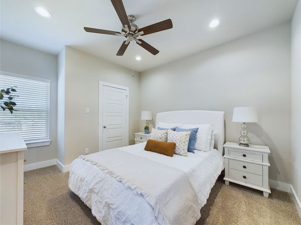 5020 Broom Street, Houston TX 77091