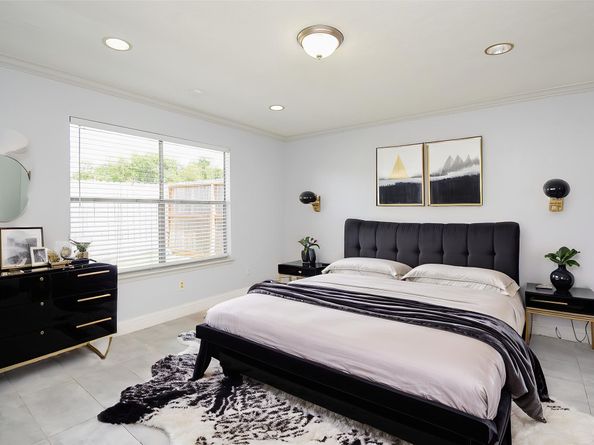 3926 Summit Valley Drive, Houston TX 77082