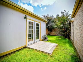 3926 Summit Valley Drive, Houston TX 77082
