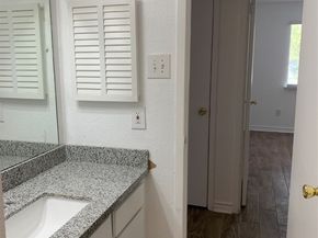 5625 Antoine Drive 814, Houston TX 77091