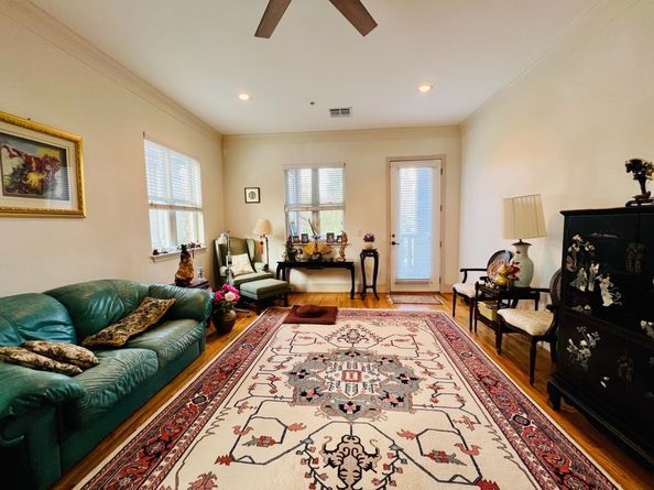 58 Briar Hollow Lane 204, Houston TX 77027