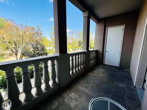 58 Briar Hollow Lane 204, Houston TX 77027