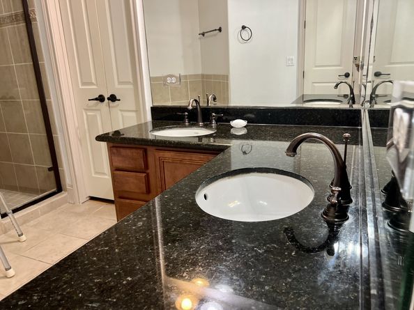 58 Briar Hollow Lane 204, Houston TX 77027