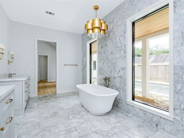 822 W 31st Street, Houston TX 77018