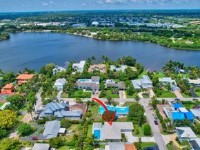 530 NW 14th Street, Delray Beach FL 33444