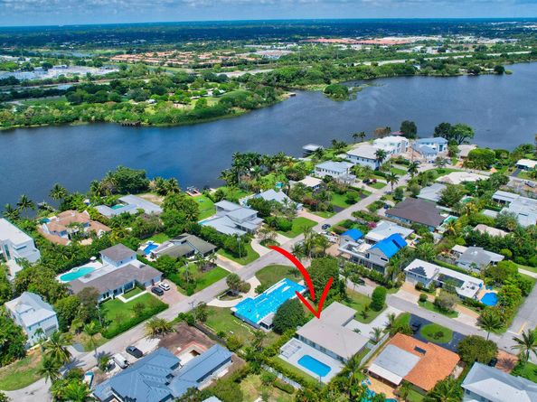 530 NW 14th Street, Delray Beach FL 33444